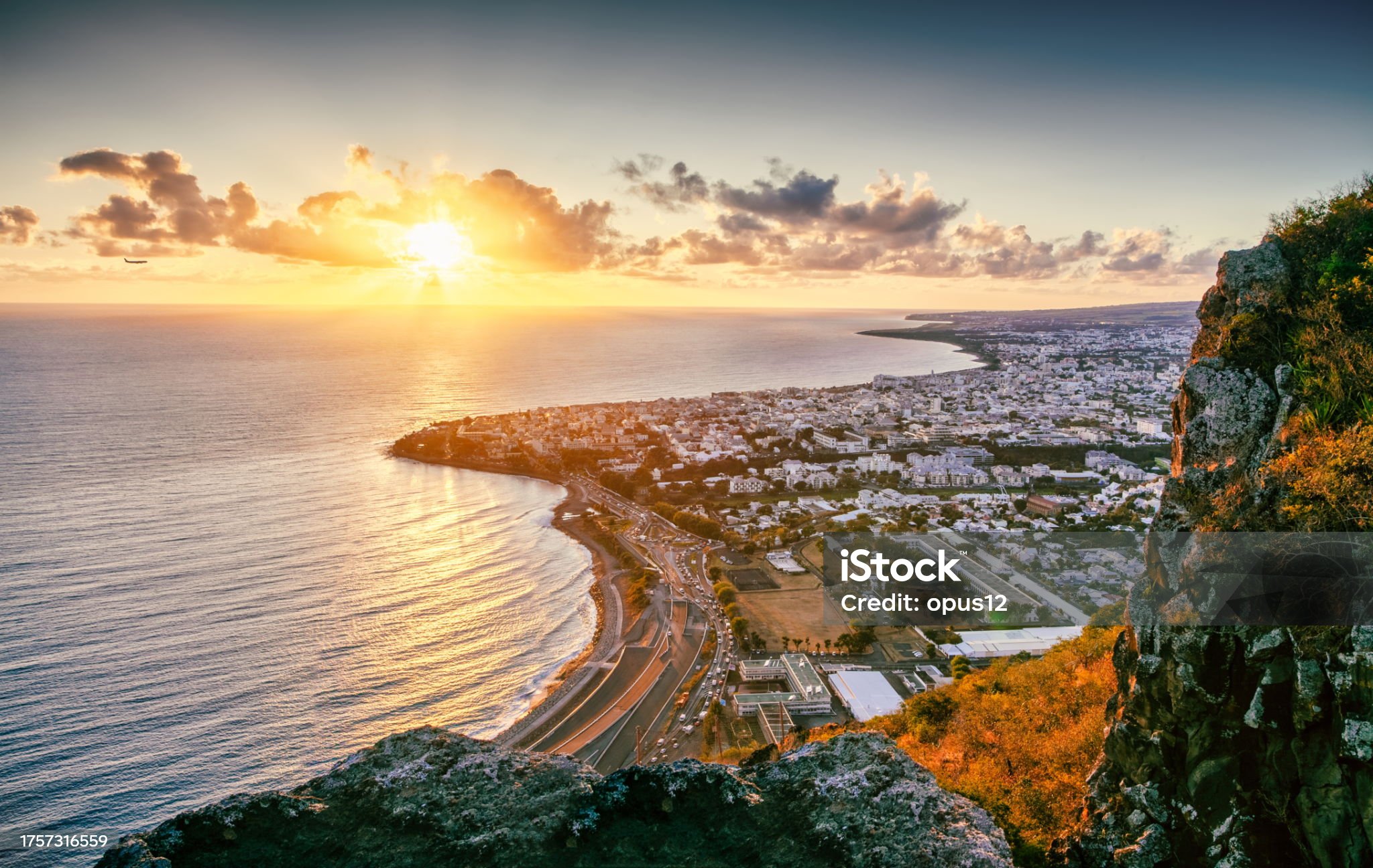 Istockphoto 1757316559 2048x2048 1